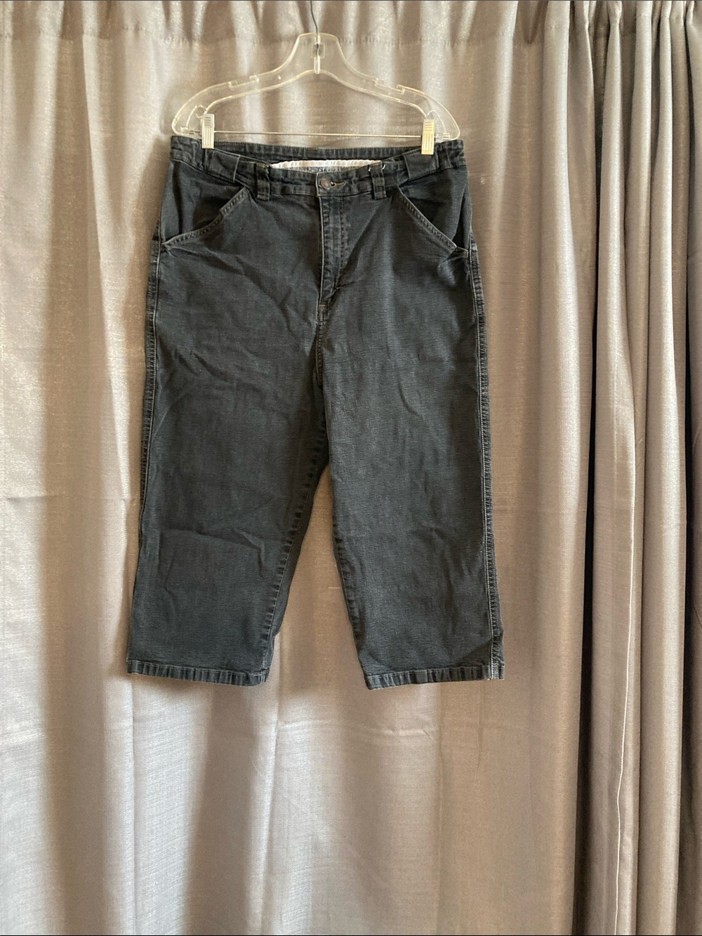 Lee Dark Gray Cropped Jeans
